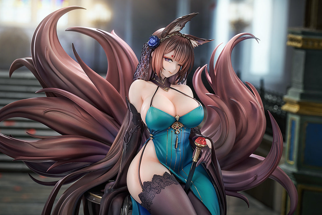 - Azur Lane - Amagi Throne of Fallen Petals Ver. - Image 2