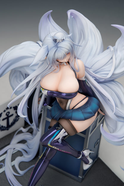 - Azur Lane - Shinano Moonlit Chrome Ver. Special Edition with LED Acrylic Display Case - Image 4