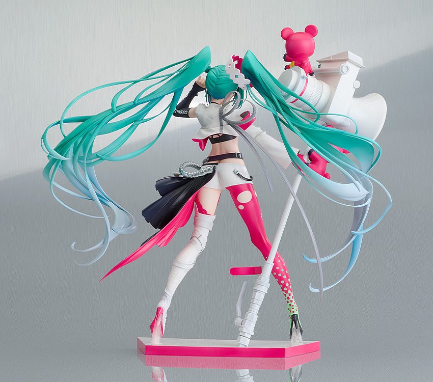 Hatsune Miku GT Project Racing Miku 2025 Ver. - Image 4