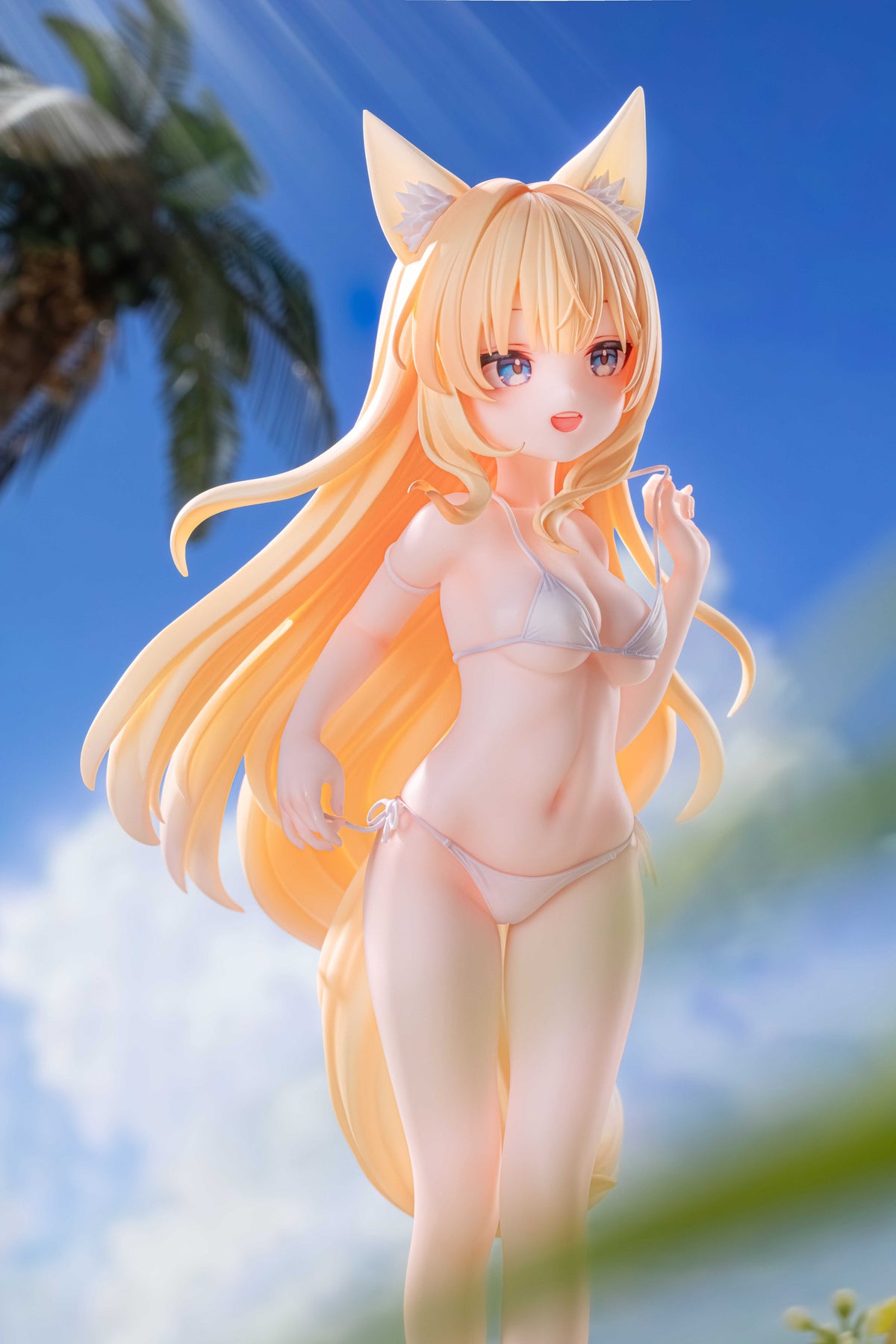 Yoyo, Seaside Holiday - Image 9