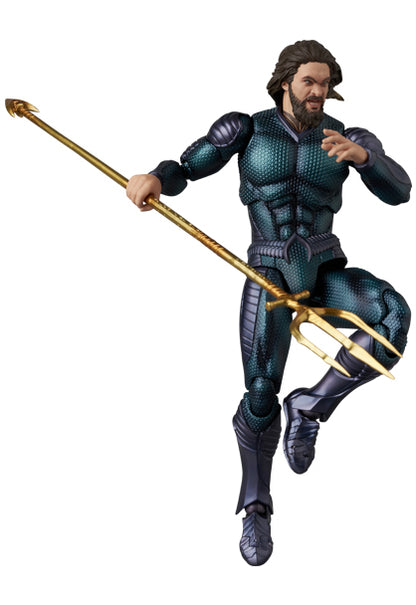 MAFEX - Aquaman and the Lost Kingdom - Aquaman (Stealth Suit) - Image 11